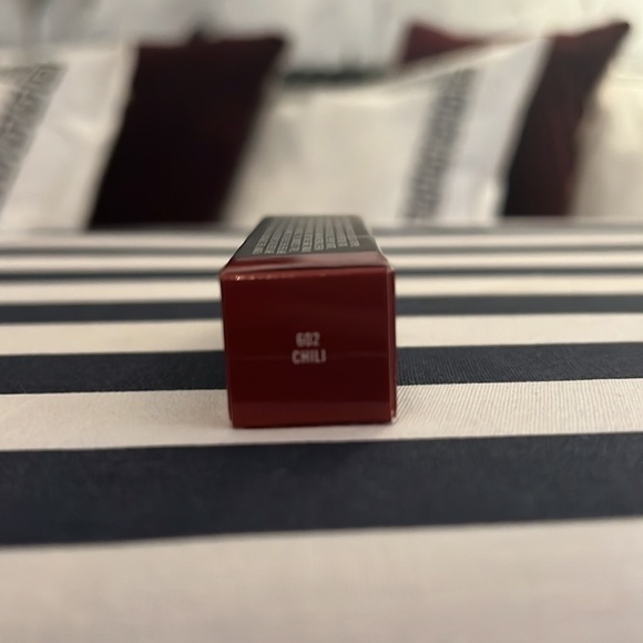 New in Box MAC Matte Lipstick in Chili - Picture 2 of 8